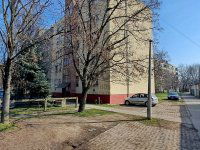 Eladó téglalakás, Makón 32 M Ft, 2 szobás