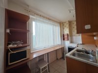 Eladó panellakás, Dunaújvárosban 33 M Ft, 2 szobás