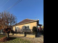 Eladó családi ház