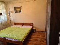 Kiadó téglalakás, albérlet