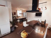 Eladó családi ház, Ajkán 299 M Ft, 5 szobás