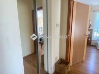 Eladó családi ház, II. kerületben 285.156 M Ft, 6 szobás