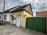 Eladó családi ház, Kalocsán 13.5 M Ft, 1 szobás