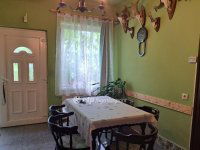 Eladó családi ház, Bicskén 99 M Ft, 3 szobás