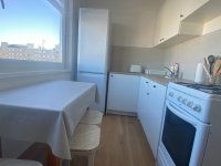 Kiadó panellakás, albérlet, Debrecenben 200 E Ft / hó, 3 szobás