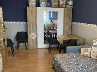 Eladó panellakás, Pécsett 54.99 M Ft, 2 szobás