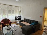 Eladó családi ház, Pécsett 65 M Ft, 3 szobás