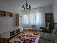 Kiadó téglalakás, albérlet, Pápán 140 E Ft / hó, 2 szobás