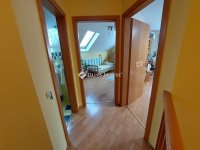 Eladó családi ház, III. kerületben 230 M Ft, 5 szobás