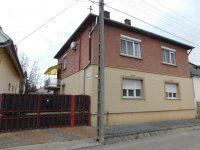 Eladó téglalakás, Keszthelyen 45 M Ft, 3 szobás