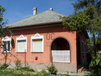 Eladó családi ház, Kunmadarason 13.2 M Ft, 3 szobás