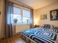 Eladó családi ház, Sóskúton 133.9 M Ft, 7 szobás