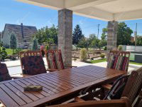 Eladó családi ház, Komáromban 450 M Ft, 7 szobás