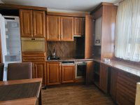 Kiadó téglalakás, albérlet