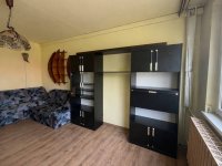 Eladó panellakás, Oroszlányban 32 M Ft, 2 szobás