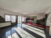 Eladó családi ház, Szigethalmon 99 M Ft, 6 szobás