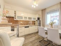 Eladó téglalakás, IX. kerületben 129.5 M Ft, 3 szobás