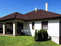 Eladó családi ház, Diósdon 235 M Ft, 5 szobás