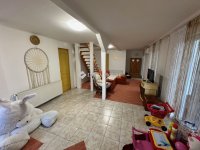 Eladó családi ház, Szalkszentmártonon 114.99 M Ft, 6 szobás