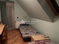 Eladó családi ház, II. kerületben 240 M Ft, 9 szobás