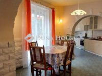 Eladó családi ház, Kaposváron 93 M Ft, 5 szobás