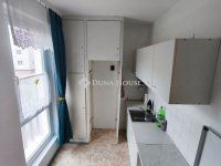 Eladó panellakás, Pécsett 40.9 M Ft, 2 szobás