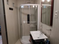 Eladó ikerház, Pécsett 115 M Ft, 6 szobás / költözzbe.hu