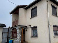 Eladó családi ház