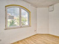 Eladó családi ház, XVIII. kerületben 310 M Ft, 9 szobás