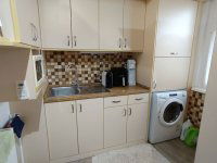 Eladó panellakás, Debrecenben 72.9 M Ft, 3 szobás