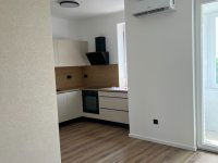 Kiadó téglalakás, albérlet, Pécsett, Esztergár Lajos utcában