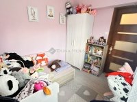 Eladó téglalakás, Pécsett 72.9 M Ft, 3 szobás