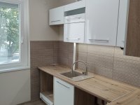 Eladó panellakás, Békéscsabán, Gábor Áron utcában 48.9 M Ft