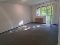 Eladó téglalakás, Komlón 19 M Ft, 1 szobás