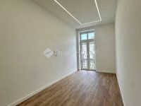 Eladó téglalakás, Budapesten, V. kerületben 181 M Ft, 4 szobás