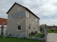 Eladó családi ház, Szegeden 125 M Ft, 5 szobás