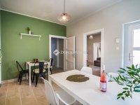 Eladó családi ház, Siófokon 279 M Ft, 9 szobás