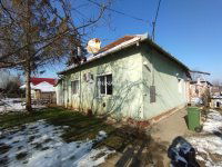 Eladó családi ház