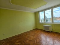 Eladó téglalakás, Pápán 33.9 M Ft, 1+1 szobás