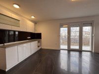 Kiadó téglalakás, albérlet, Pécsett, Móra Ferenc utcában