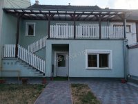 Kiadó családi ház, albérlet, Vácon 400 E Ft / hó, 4+1 szobás