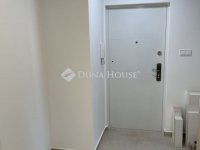 Eladó panellakás, Pécsett 59.5 M Ft, 2 szobás