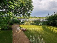 Eladó családi ház, Szigetszentmártonban 159 M Ft, 5 szobás