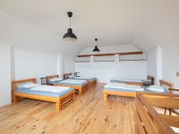 Eladó mezogazdasagi ingatlan, Pápateszéren 180 M Ft, 4 szobás