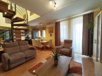 Eladó téglalakás, Nyíregyházán 69.9 M Ft, 5 szobás