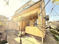 Eladó családi ház, XVI. kerületben 144.9 M Ft, 7 szobás