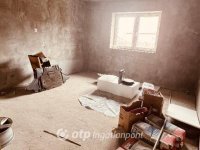 Eladó családi ház, Mezőkeresztesen 12 M Ft, 2 szobás