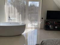 Eladó családi ház, Velencén 179.9 M Ft, 4 szobás