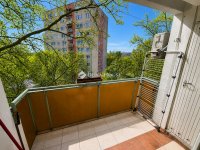 Eladó panellakás, Kecskeméten 44.9 M Ft, 3 szobás
