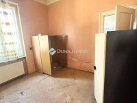 Eladó családi ház, Szombathelyen 69.99 M Ft, 6 szobás